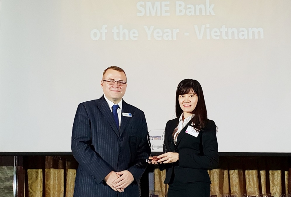 BIDV được vinh danh Ngân hàng SME tốt nhất Việt Nam 2018 bidv duoc vinh danh ngan hang sme tot nhat viet nam 2018
