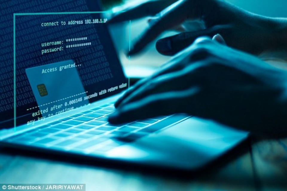 Ảnh minh họa các tin tặc lại đánh cắp 1 triệu USD từ nền kinh tế thế giới. (Nguồn: Shutterstock) Điểm tin thế giới sáng 20/5: Lithuania kiện Belarus lên Tòa ICJ, Nga cấm hoạt động tổ chức Ân xá quốc tế, Iran phản pháo Anh