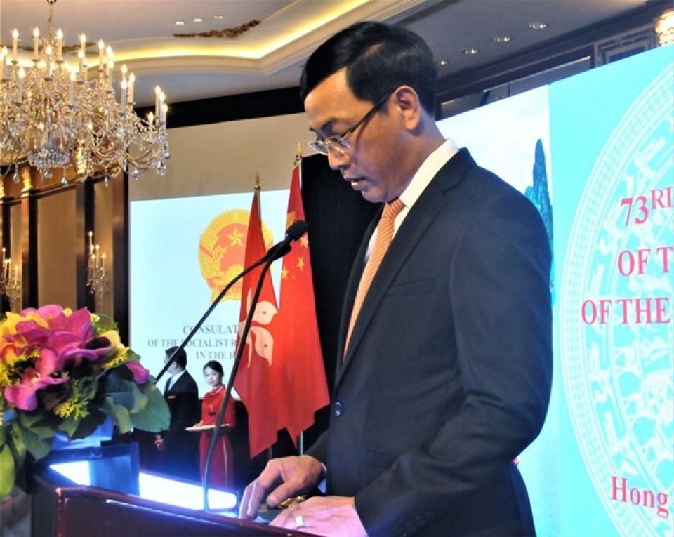 trang trong le ky niem 73 nam quoc khanh viet nam tai hong kong