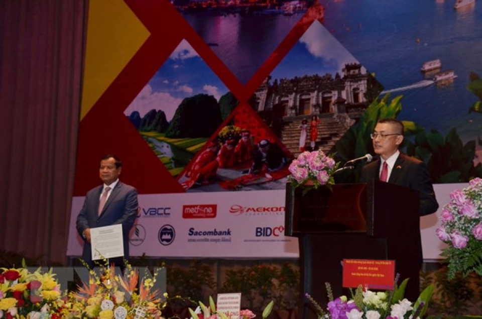 dai su quan viet nam o campuchia to chuc chieu dai nhan quoc khanh