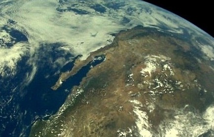 Tàu thăm dò Mặt Trăng của Ấn Độ gửi những hình ảnh đầu tiên về Trái Đất