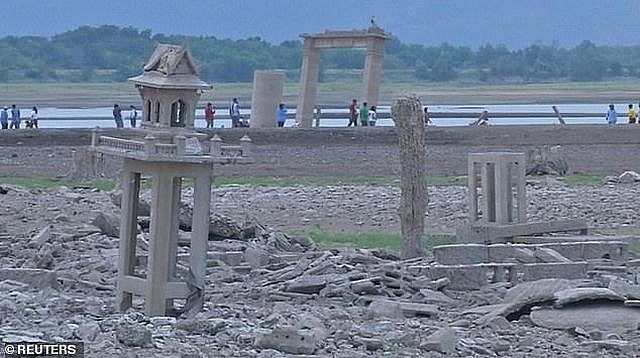 thai lan ngoi den thieng mat tich suot 20 nam bat ngo hien hinh