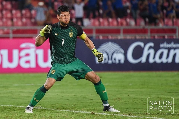 bao thai lo lang ve vi tri thu mon truoc tran gap tuyen viet nam