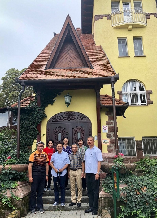 dai su quan viet nam tai hungary chu tri to chuc ngay gia dinh asean asean family day 2019