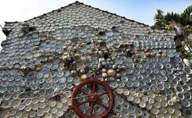 Người đàn ông Việt Nam lên báo nước ngoài vì dùng 10 000 đồ cổ trang trí nhà nguoi dan ong viet nam len bao nuoc ngoai vi dung 10000 do co trang tri nha