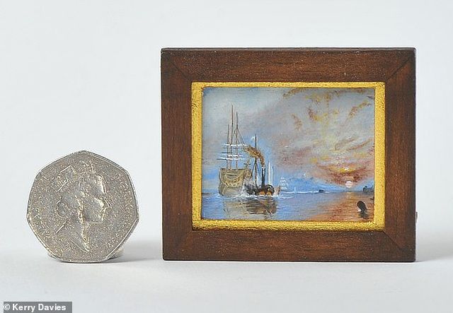 sieu pham hoi hoa nam gon trong long ban tay