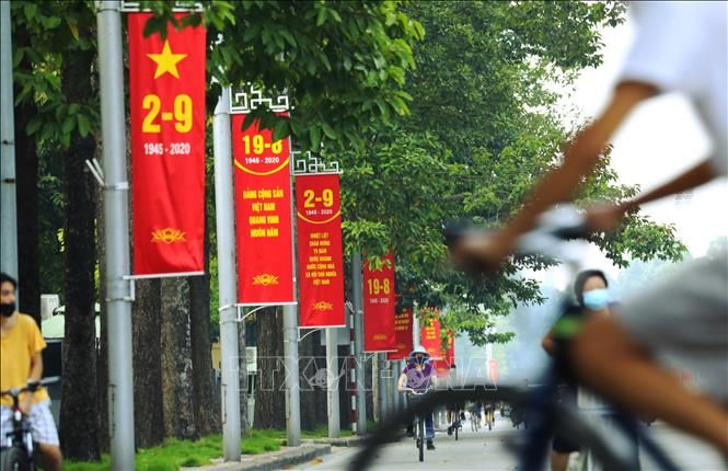 ha noi diu dang trong nang vang dau thu