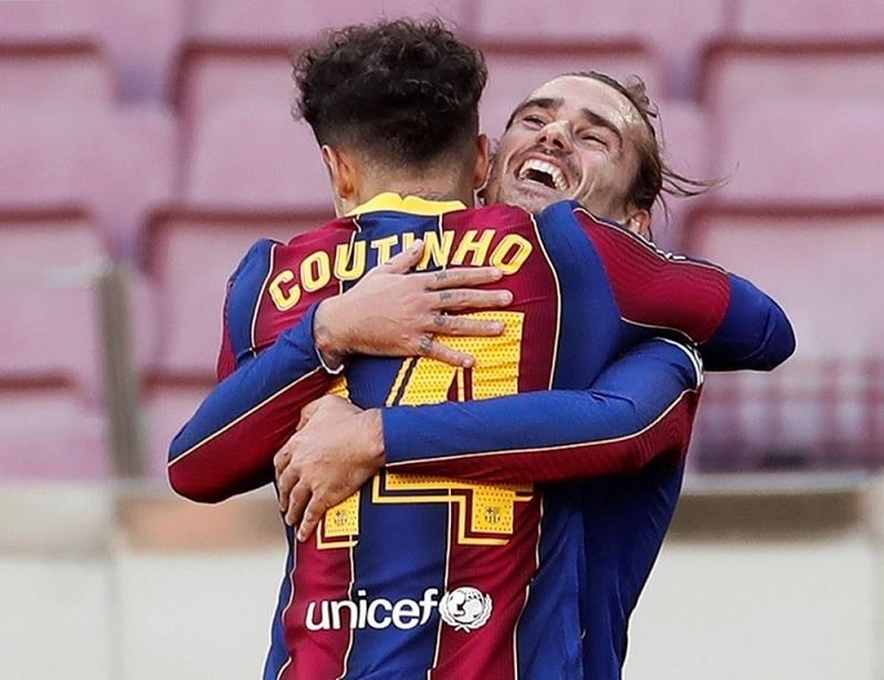 Chuyển nhượng cầu thủ: Barca cần giảm hóa đơn tiền lương;