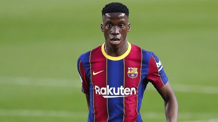 Cập nhật chuyển nhượng cầu thủ: PSG thảo luận Ferland Mendy;