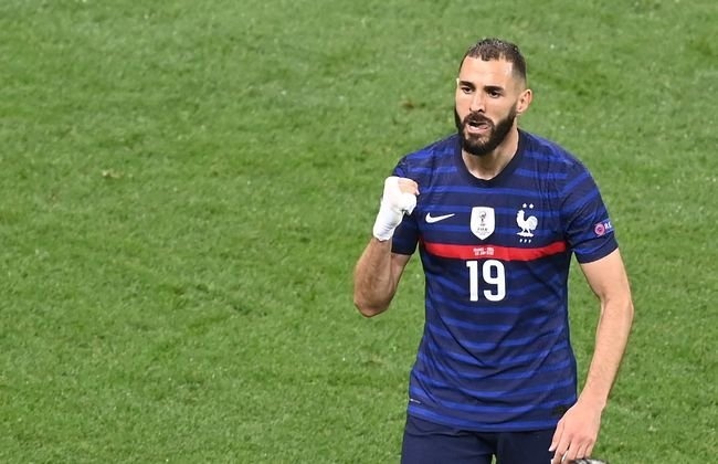 Chuyển nhượng cầu thủ: