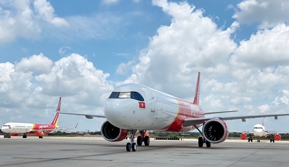 Vietjet chở 200 máy thở cao cấp từ Đức về Việt Nam