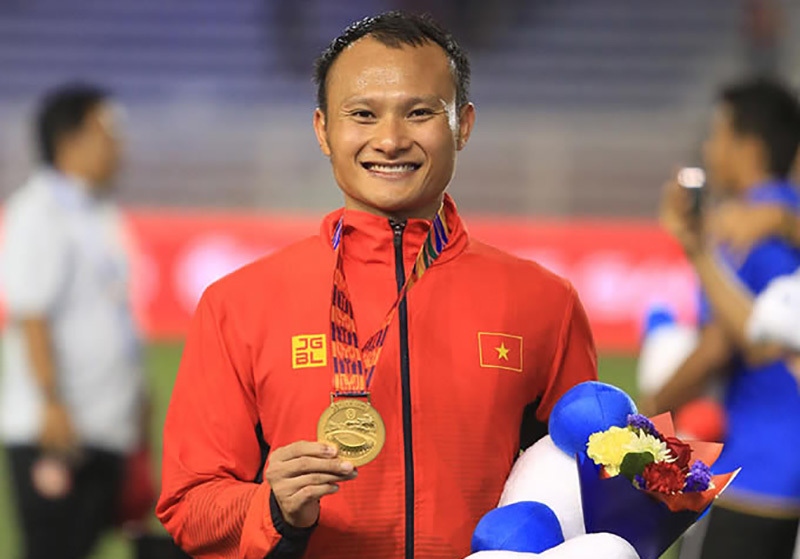 Covid-19: Trọng Hoàng bán đấu giá HCV SEA Games, ủng hộ TP. Hồ Chí Minh hơn 200 triệu chống dịch Covid-19: Trọng Hoàng bán đấu giá HCV SEA Games, ủng hộ TP. Hồ Chí Minh hơn 200 triệu chống dịch