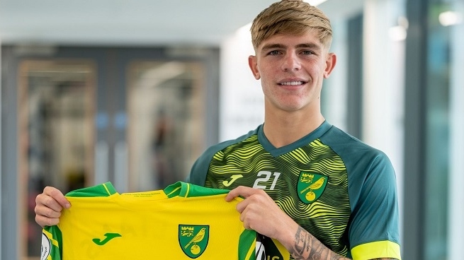 Chuyển nhượng cầu thủ Man Utd: Real Madrid hy vọng sẽ thắng PSG trong thương vụ Pogba; Norwich City mượn Brandon Williams