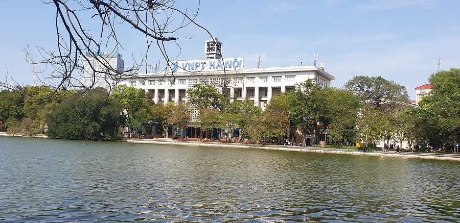 Dự báo thời tiết đêm nay và ngày mai (12-13/10): Hà Nội và cả nước ngày nắng; Bắc Bộ, Bắc Trung Bộ sáng sớm trời lạnh và sương mù; Nam Trung Bộ có mưa Dự báo thời tiết đêm nay và ngày mai (12-13/10): Hà Nội và cả nước ngày nắng; Bắc Bộ, Bắc Trung Bộ sáng sớm trời lạnh và sương mù; Nam Trung Bộ có mưa