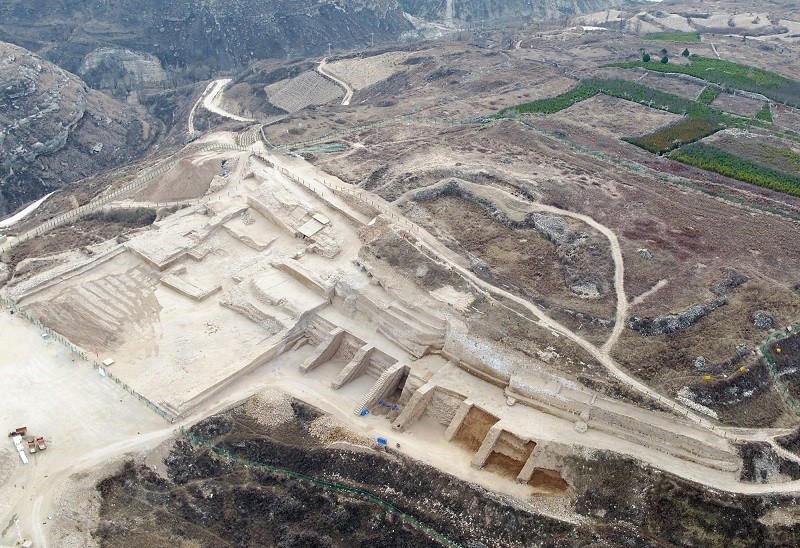 Trung Quốc khai quật kim tự tháp 4.200 năm, kiến trúc như thành phố cố, có ao nuôi cá sấu Trung Quốc khai quật kim tự tháp 4.200 năm, kiến trúc như thành phố cố, có ao nuôi cá sấu