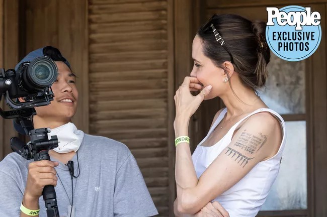 Angelina Jolie khen hết lời con trai nuôi Pax Thiên