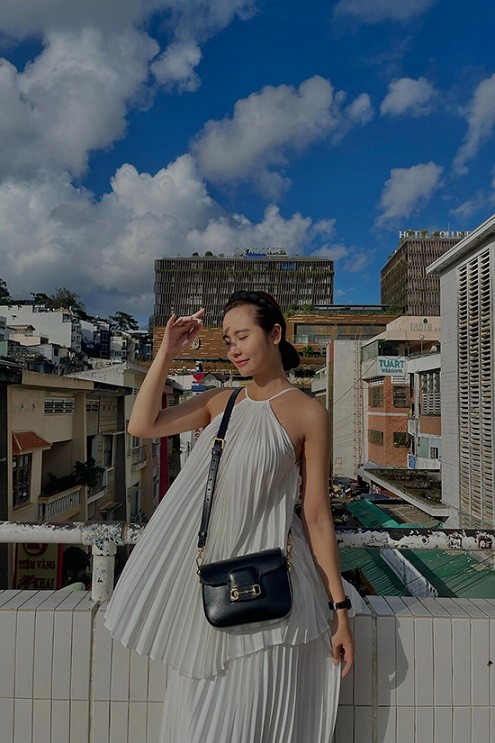 Thương ngày nắng về: Phan Minh Huyền