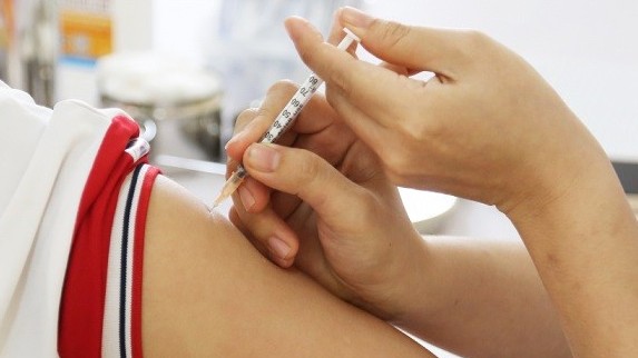 covid19 ngay 258 hon 3300 ca mac moi 12747 benh nhan khoi benh va 2 f0 tu vong