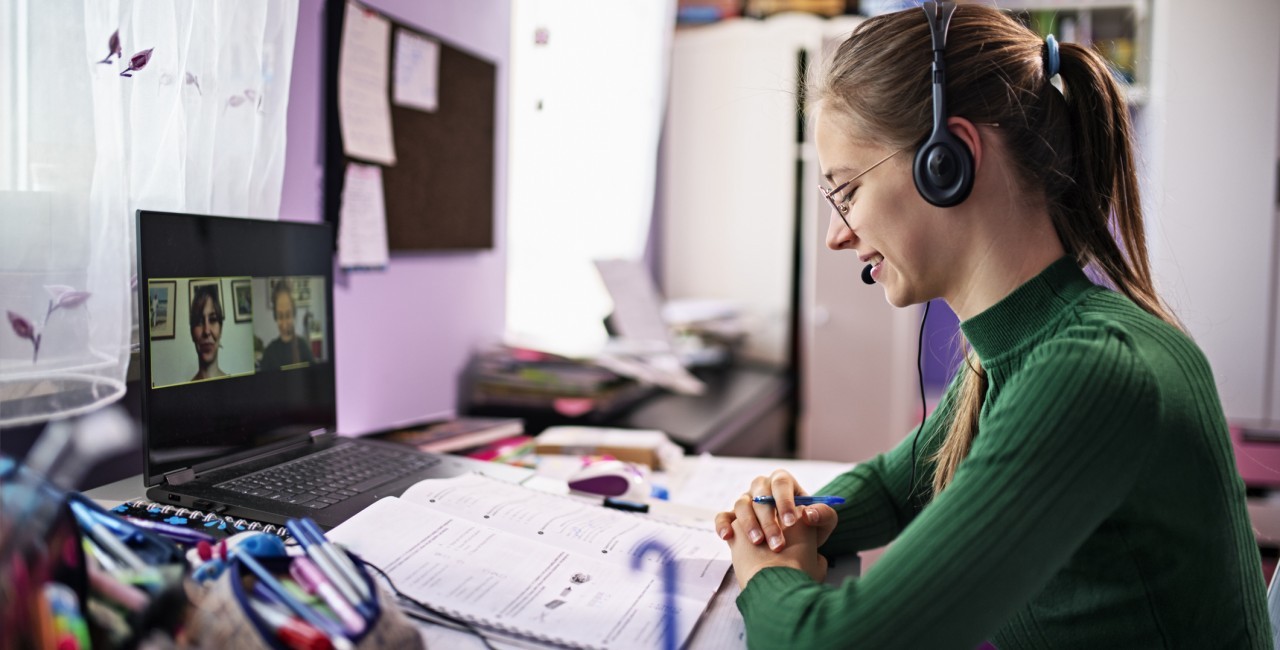 Tiết kiệm năng lượng mùa Đông, Czech tính dạy học đại học trực tuyến Tiết kiệm năng lượng mùa Đông, Czech tính dạy học đại học trực tuyến