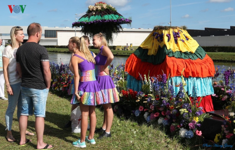 vi sao tre em ha lan lai hanh phuc nhat the gioi