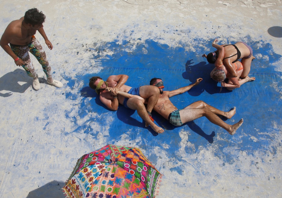 burning man noi hoi tu cua nhung tam hon hoang dai