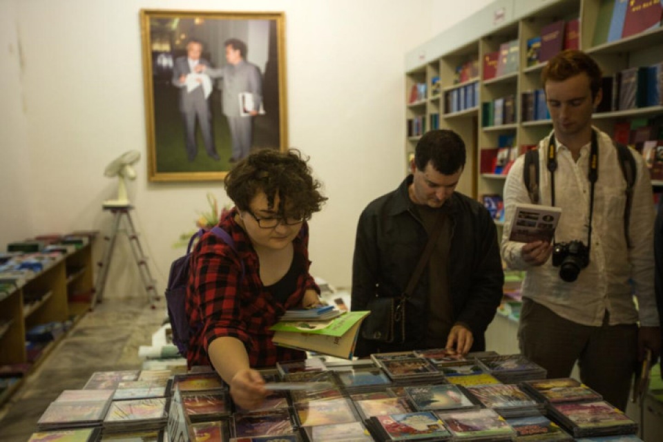 hinh anh nhung du khach my cuoi cung den tham trieu tien