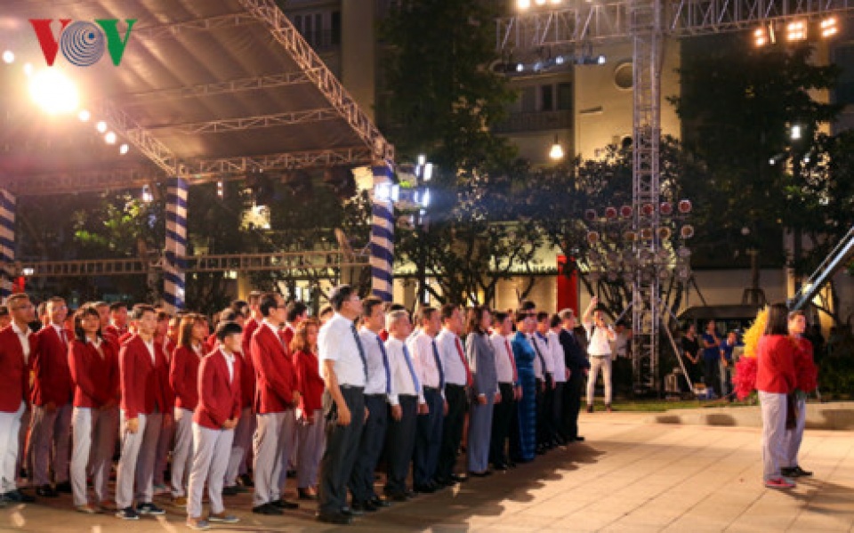 tp ho chi minh tuyen duong hlv vdv thi dau xuat sac tai sea games 29