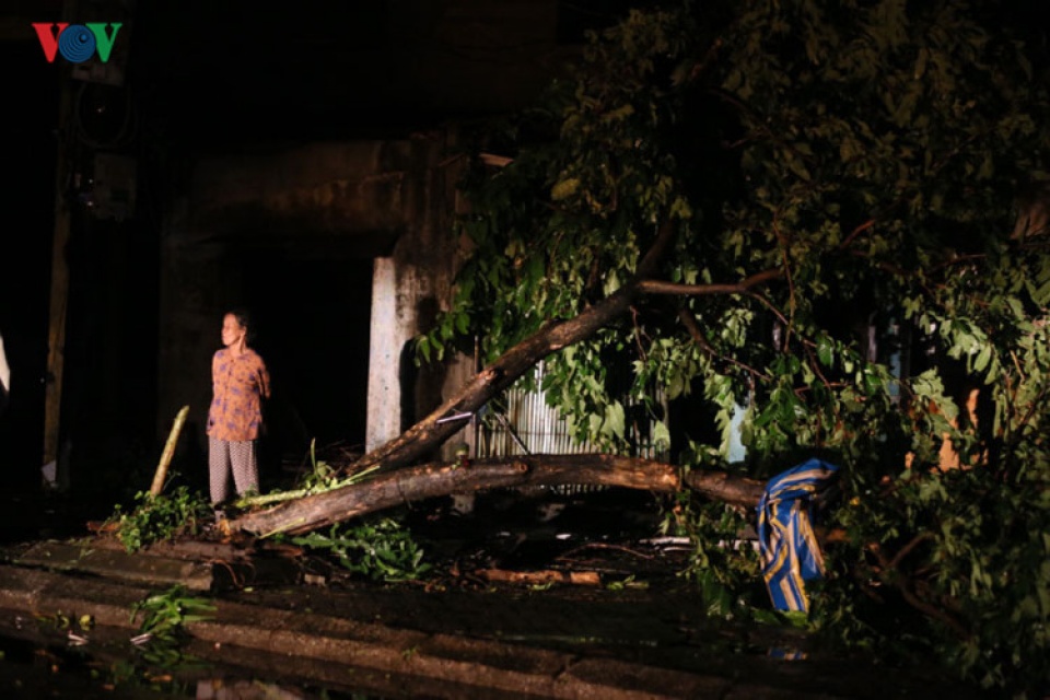 loc xoay cuc bo gay nhieu thiet hai tai tinh thua thien hue