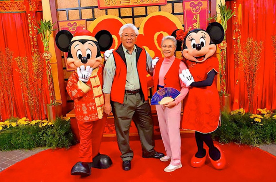 my cap vo chong gia o dam me cosplay sieu nhi nhanh