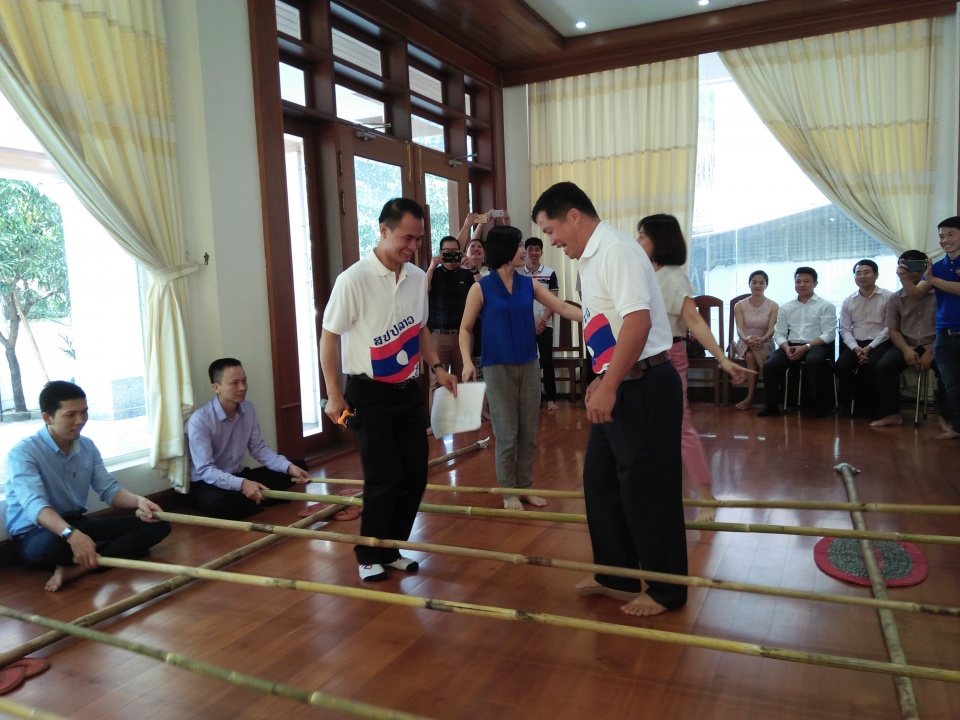 am ap tinh huu nghi viet nam lao tai myanmar