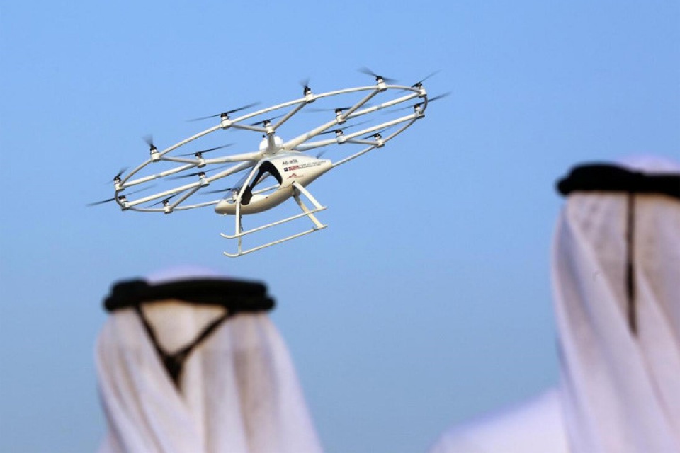 dubai co taxi bay dau tien tren the gioi