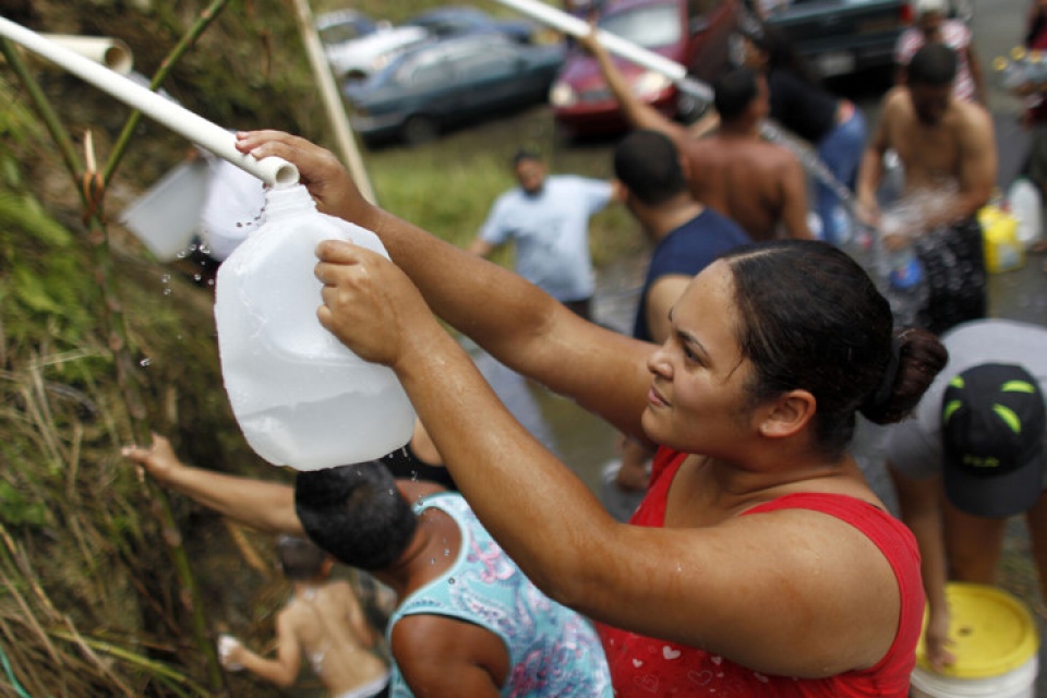 puerto rico doi mat tham hoa sau khi bi bao maria quan nat