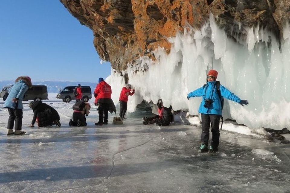 ve dep mat lanh trong vat cua ho baikal o siberia nga