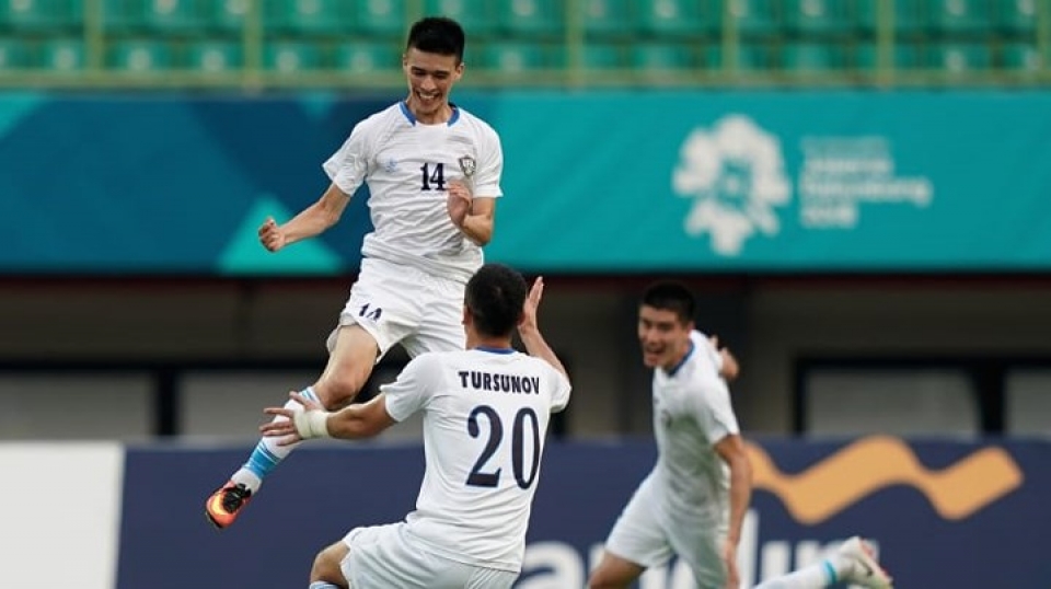 quang hai lot top 6 cau thu hua hen toa sang o asian cup 2019