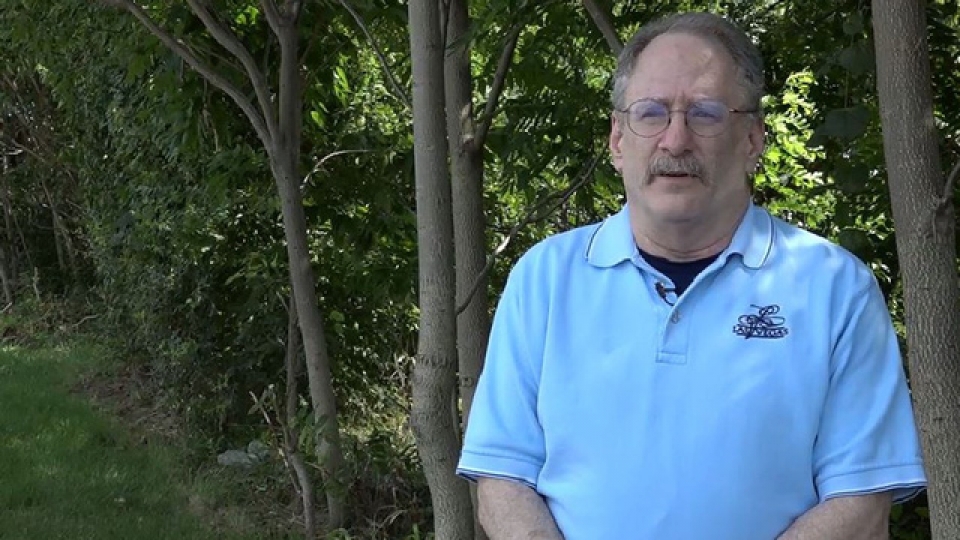 noi an han am anh cua nguoi soat ve de ke khung bo len may bay ngay 119