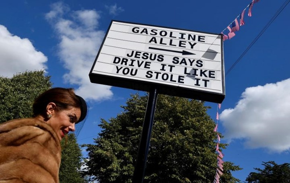 quay nguoc thoi gian tham gia cuoc dua xe co tu giua the ky 20