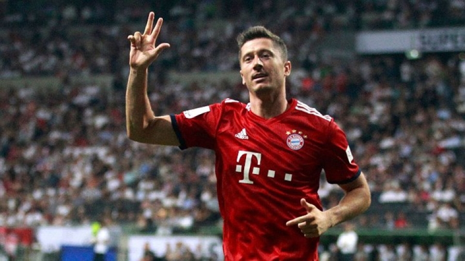 15 tien dao xuat sac nhat nam 2018 lukaku sanh ngang messi va ronaldo