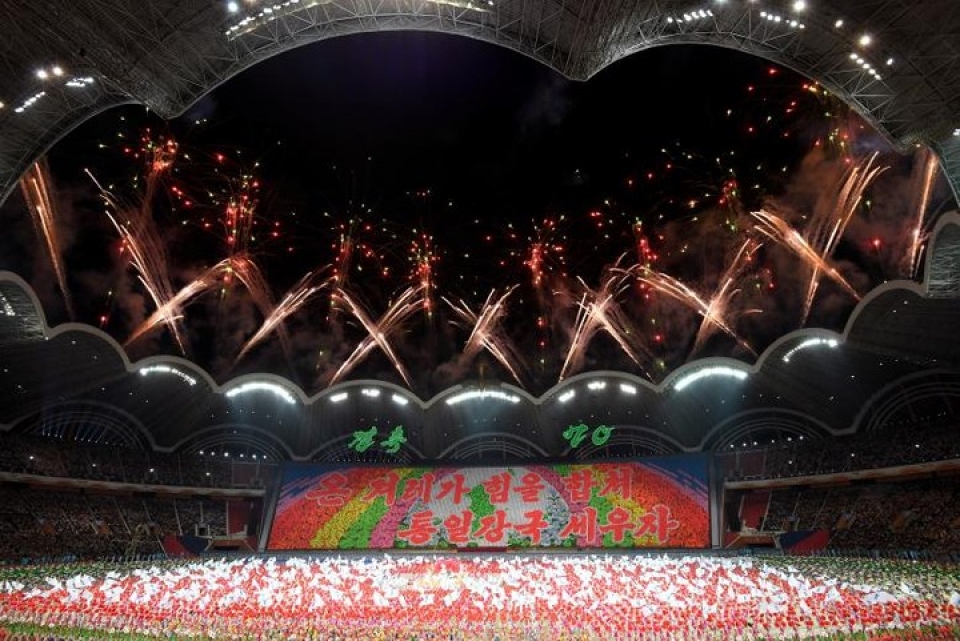 an tuong hinh anh trieu tien tiep don nong hau tong thong han quoc