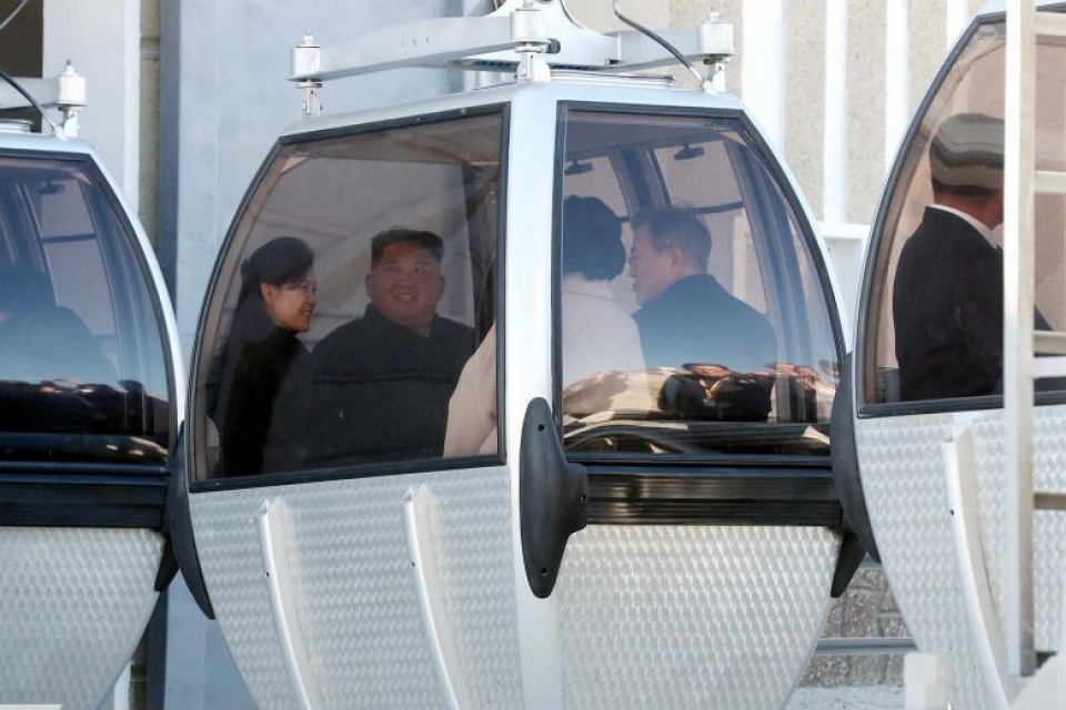 tham nui paekdu tong thong moon hoan thanh tam nguyen ca doi