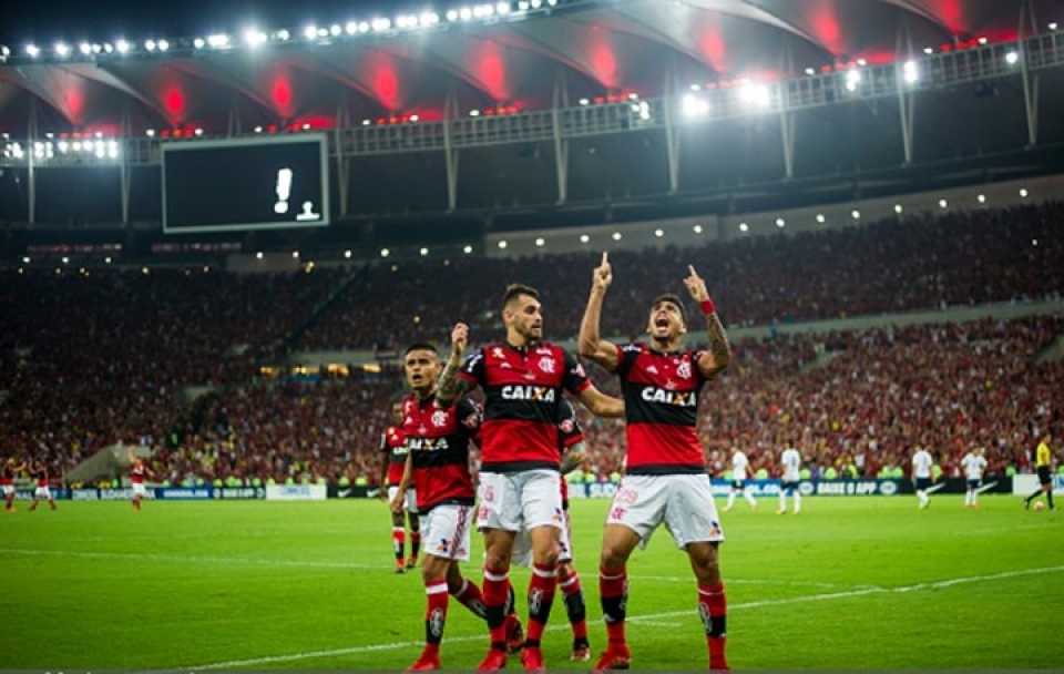 lucas paqueta tai nang 17 tuoi duoc mu theo duoi co gi dac biet