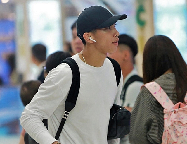 can nhac voi vi tri cua van hau trong tran gap thai lan hlv park lieu se chon ai thay the