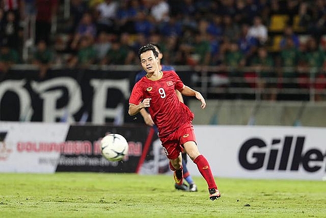 Văn Toàn chia sẻ lý do bỏ lỡ cơ hội ngàn vàng xé lưới Thái Lan van toan chia se ly do bo lo co hoi ngan vang xe luoi thai lan