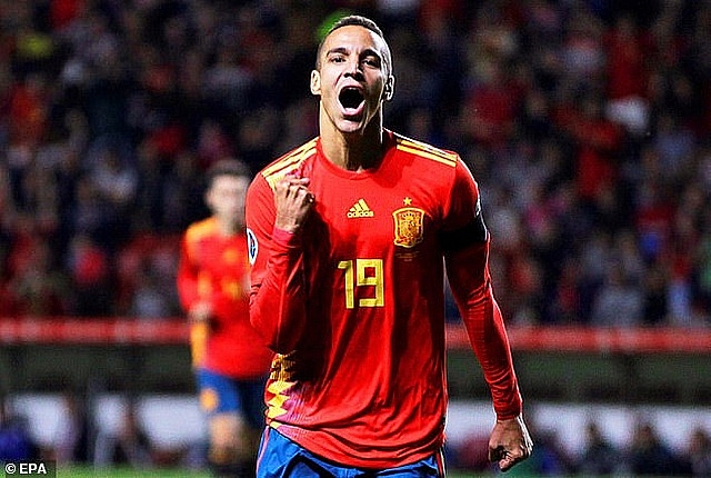 rodrigo va alcacer lap cu dup tay ban nha toan thang ca 6 tran