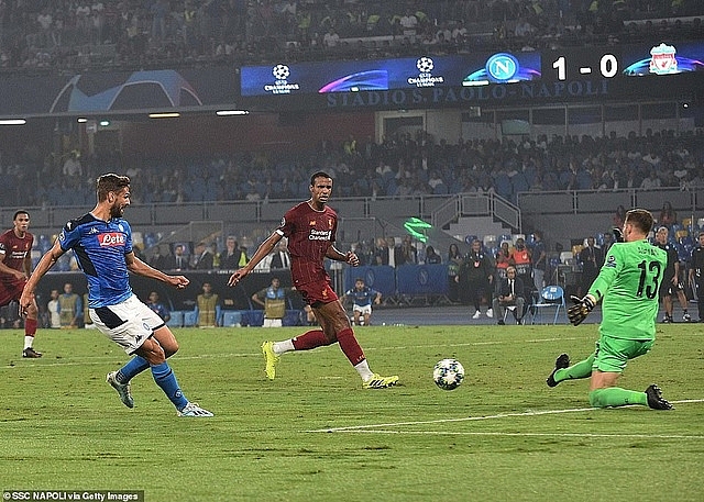 Hành quân tới 'miền đất chết' San Paolo, nhà vô địch Liverpool gục ngã trước Napoli hanh quan toi mien dat chet san paolo nha vo dich liverpool guc nga truoc napoli