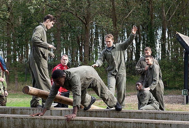 van hau vang mat trong buoi tap quan su cua heerenveen