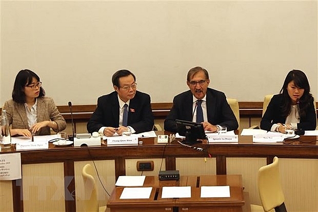 Phó Chủ tịch Quốc hội Phùng Quốc Hiển làm việc với lãnh đạo Thượng viện Italy pho chu tich quoc hoi phung quoc hien lam viec voi cac lanh dao thuong vien italy