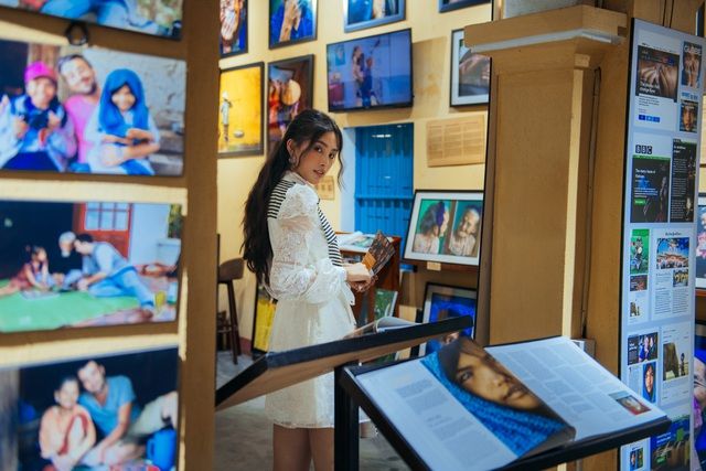 hoa hau tieu vy dep la trong buoi sang binh di den nao long o hoi an