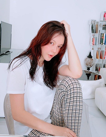 Cuộc sống độc thân sang chảnh của Lỹ Nhã Kỳ Cuộc sống độc thân sang chảnh của Lỹ Nhã Kỳ