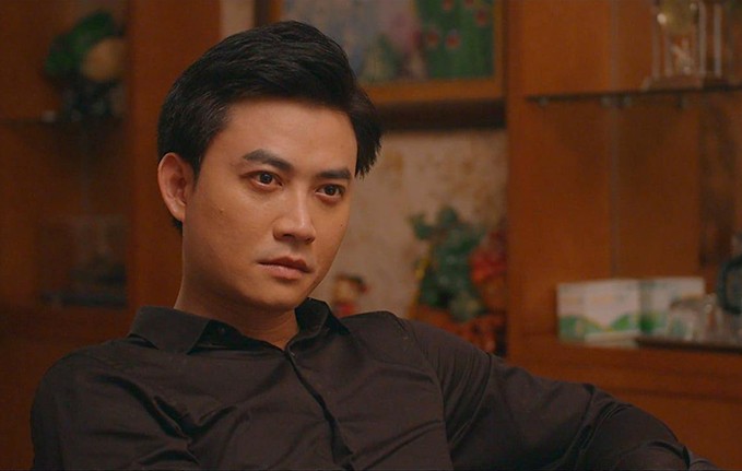 11 tháng 5 ngày: Diễn viên Tiến Lộc tiết lộ chuyện quay 'cảnh nóng' Dũng - Nhi, vợ xem chỉ cười