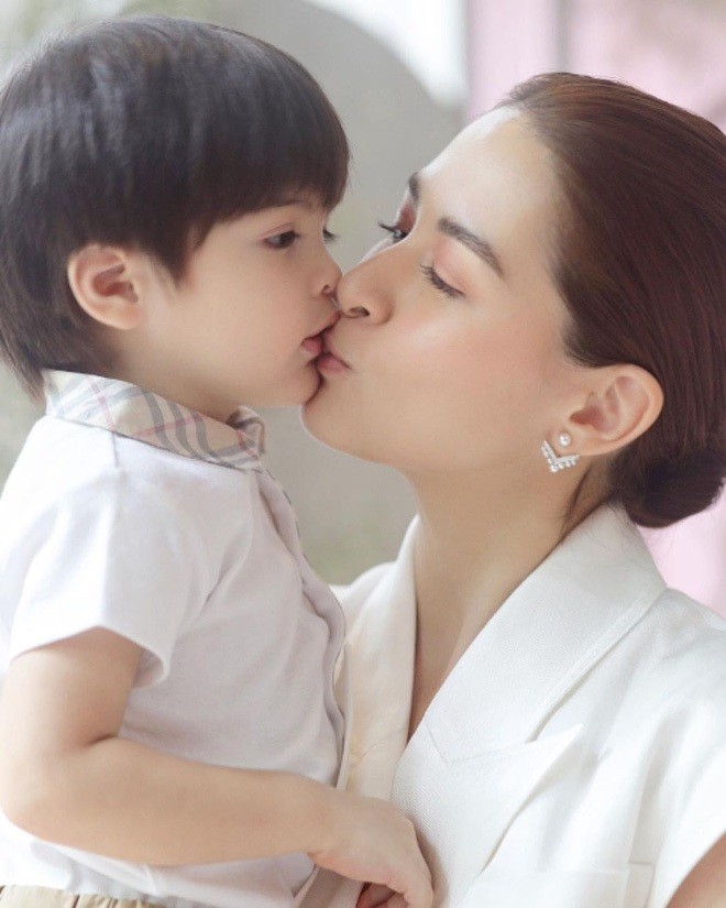 Mỹ nhân đẹp nhất Philippines Marian Rivera